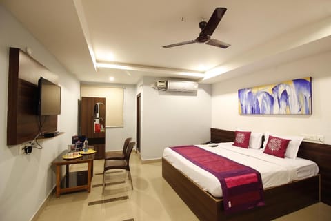 Hotel mango leaves Vacation rental in Hyderabad