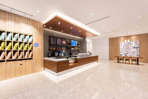 Hanting Premium Hotel Dalian Gaoxin Wanda Plaza Vacation rental in Dalian