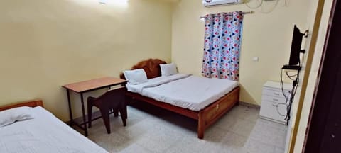 SPOT ON Senapati Inn Khandagiri Vacation rental in Bhubaneswar