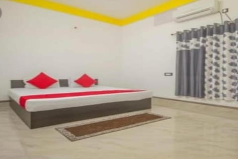 OYO Home Relax Homestay Hotel in West Bengal