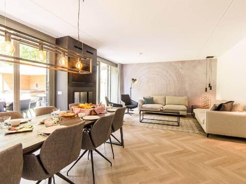 Superb wellness villa with a view Vacation rental in Maastricht