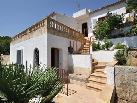 Belvilla by OYO Ratjada Vacation rental in Llevant