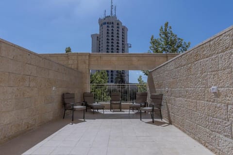 luxury HAUMAJERUS apartments-אירוח יוקרתי בירושלים Casa vacanze in Jerusalem
