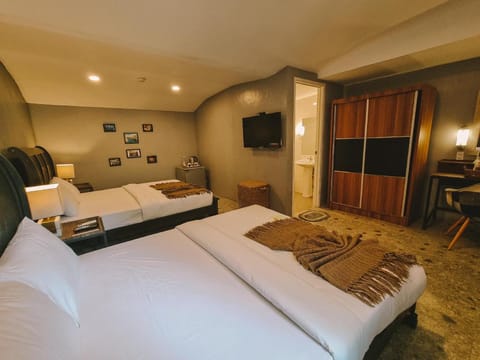 R Bed & Breakfast Hotel in Baguio