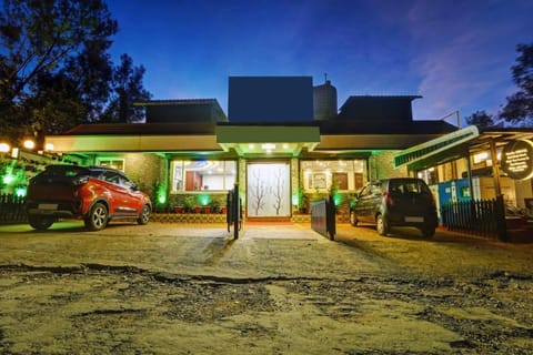 HOTEL ULTIMATE Ooty Hotel in Ooty