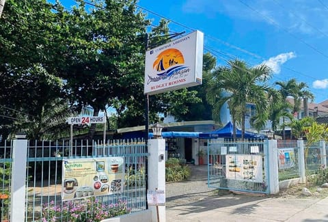 Currimar Addison Family Beach Resort Ilocos Norte Hotel in Cordillera Administrative Region