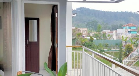 Maulana Hills Syariah  Vacation rental in Lembang