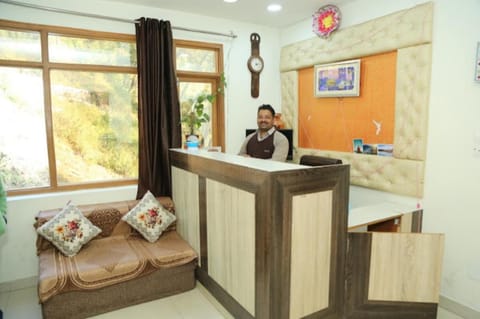 Goroomgo Asha Residency Shimla Vacation rental in Shimla