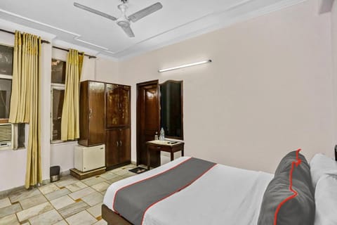 Collection O Iconic Residency Near Gurudwara Shri Bangla Sahib Hotel in New Delhi