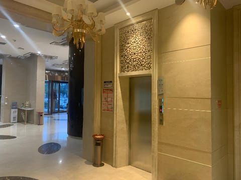 Borrman Hotel Guanggang Normal University Vacation rental in Wuhan