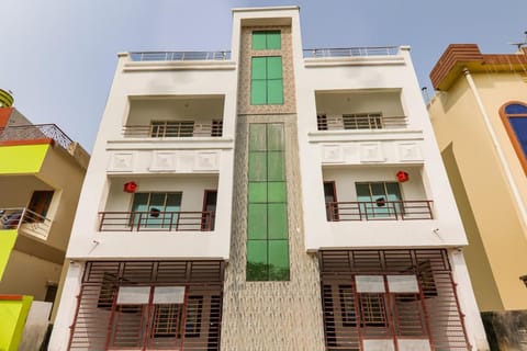 OYO Flagship Saket Homes Vacation rental in Bhubaneswar