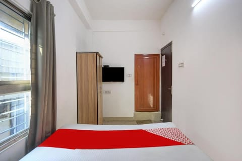 Flagship Eco Villa Near Sakherbazar Metro Station Hotel in Kolkata