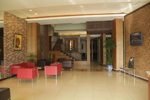 Hotel S3 Setrasari Hotel in Parongpong