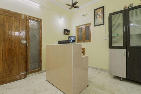 Super OYO Sree Homes Hotel in Visakhapatnam