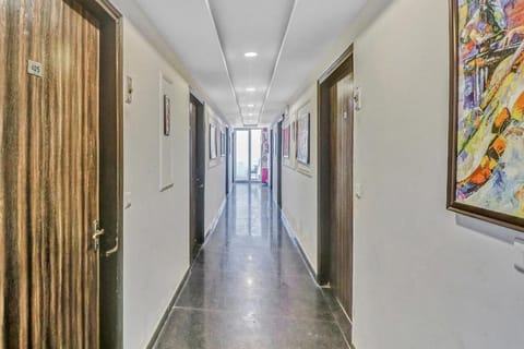 Capital O 84168 Hotel Swan Suits Hotel in New Delhi