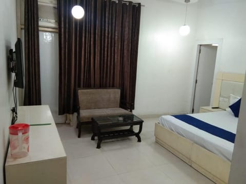 Hotel Indra By GRB Vacation rental in Varanasi