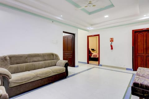 OYO 84410 Eden Suites Vacation rental in Thiruvananthapuram