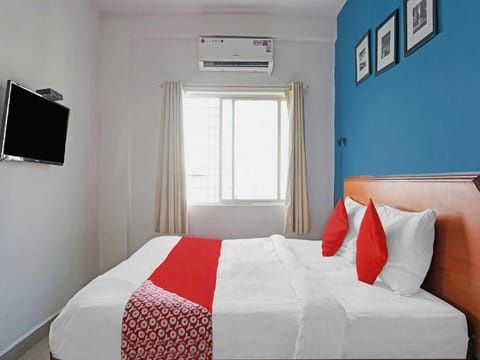 OYO Flagship 84826 Hotel Silver Key Vacation rental in Pune