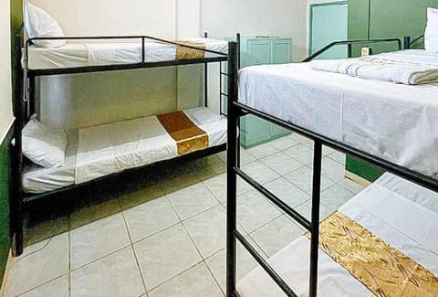 RedDoorz @ ABC HOMES PH Olongapo City Vacation rental in Olongapo