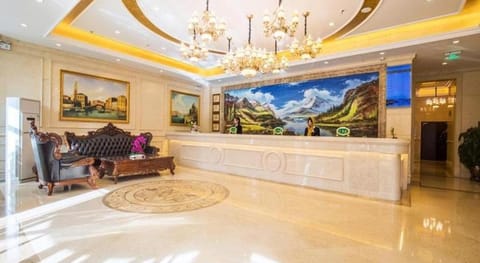 Vienna Hotel Qinghai Xining Deling Halu City East Wanda Plaza Vacation rental in Qinghai