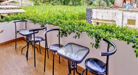 OYO 90828 Ara Guest House Vacation rental in Batu