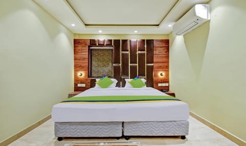 Treebo Trend Ivory Cottage Sector 52 Hotel in Gurugram