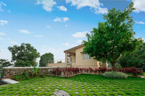 SaffronStays Forest Trails, Pawna - pool villa with forest views Villa in Aamby Valley City