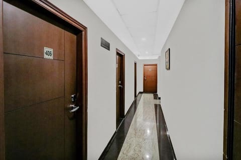 OYO Townhouse 735 Hotel Blue Inn Near Delhi Airport Hotel in New Delhi