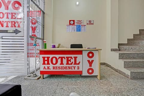 OYO 85100 Ak Residency 2 Hotel in Noida