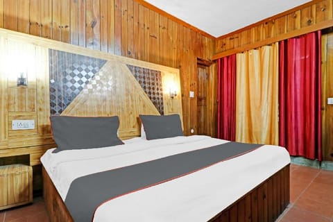 Collection O 84894 Hotel River Bank Hotel in Manali