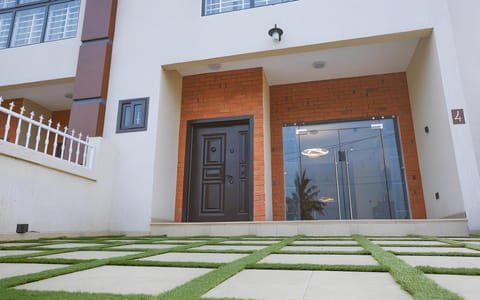 Maple Homes Vacation rental in Accra