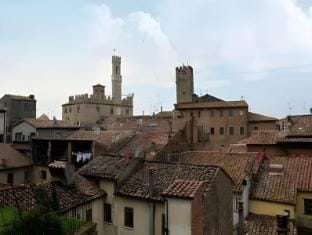 Albergo Etruria Vacation rental in Volterra (capolinea)