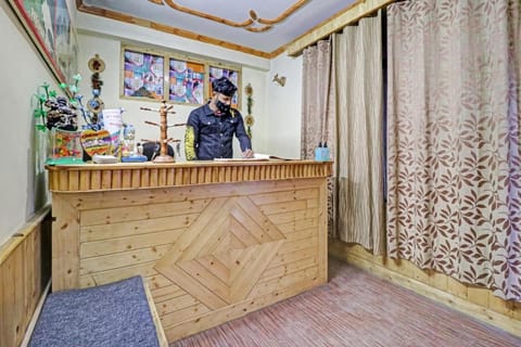 OYO Flagship 84991 Village Villa Cottage Vacation rental in Manali