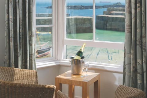 The Ship Inn Vacation rental in Mousehole