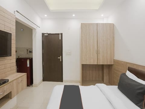 Collection O 85749 Babil Palace Vacation rental in Gurugram