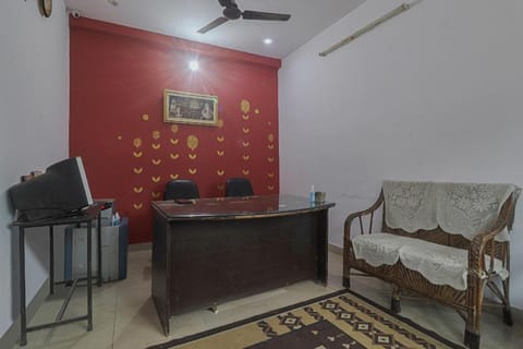 SPOT ON 85760 Hotel Green View Stays Vacation rental in Dehradun