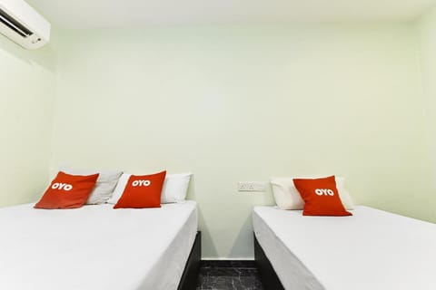 OYO 90445 Th Hotel Vacation rental in Bahau