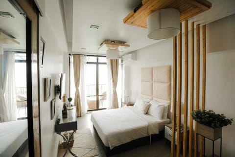 The Alta Residences  Deluxe Room 302 Eigentumswohnung in Bicol