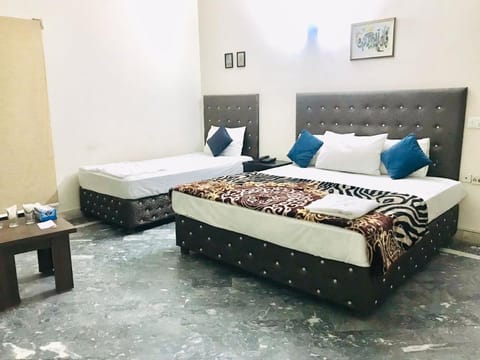 HOTEL ROSE INN Vacation rental in Lahore