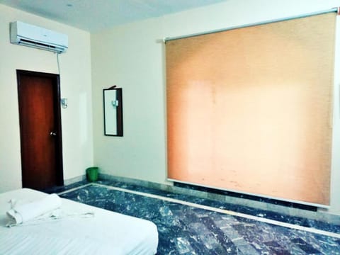 HOTEL ROSE INN Hotel in Lahore