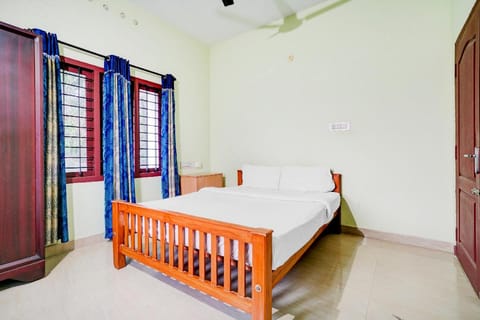 OYO 86248 Shalom Palace Hotel in Kochi
