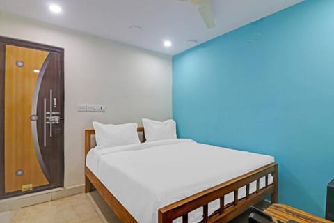 OYO Sri Vasudha Residency Near Nexus Hyderabad Hotel in Hyderabad