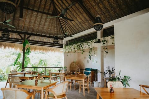 PORTER HOTEL - Surf & Yoga Retreat Vacation rental in Pujut