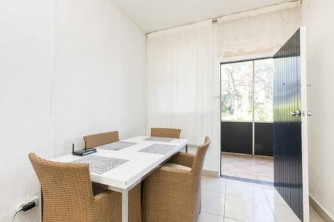 Inn & Out Sandton Park Vacation rental in Sandton