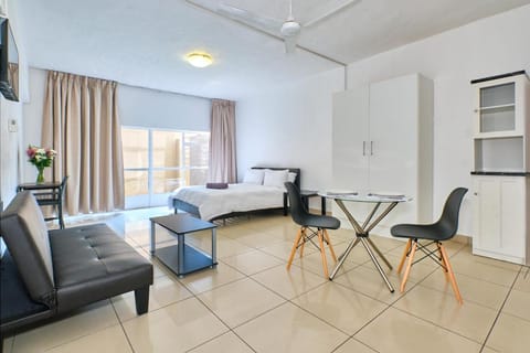 Inn & Out Sandton Park Vacation rental in Sandton