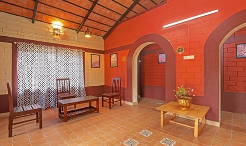 Itsy Hotels Allaranda Homestay With Valley View Vacation rental in Madikeri