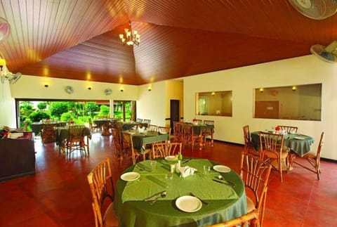 Doves Goldfieldd Lake Resort Resort in Kumarakom