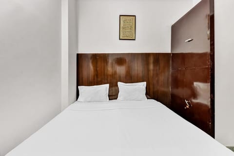 Super OYO Capital O 86680 Unique Residency Hotel in Udaipur