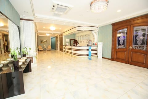 Altus Hotel Baku - Free Massage Vacation rental in Baku