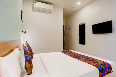 FabHotel Prime Ace II Vacation rental in Vadodara